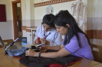 ZÜBEYDE HANıM - Akıllı Yelek Görme Engelliler İçin Umut Oldu