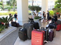 TRAFİK YOĞUNLUĞU - Bodrum Kitlendi, Adım Atacak Yer Kalmadı