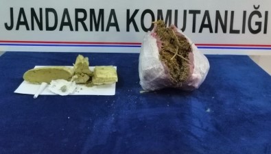 Elazığ'da Esrar Ve Metamfetamin Elegeçirildi Açıklaması 5 Gözaltı