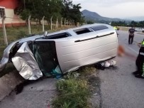 YOLKONAK - İneğe Çarpan Araçtaki 3 Kişi Yaralandı