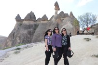 DINLER - Kapadokya'da Bayram Doluluk Oranı Yüzde 95'Lere Ulaştı