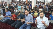 KADİR GECESİ - Şuhut'ta Kadir Gecesinde Vatandaşlar Camileri Doldurdu