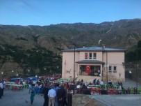 HULUSI ŞAHIN - Vali Şahin, Mereto Eteklerinde Kurulan İftar Sofrasına Konuk Oldu