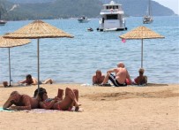 RAMAZAN BAYRAMı - Bayram Sırası Onlarda, Sahiller Onlara Kaldı