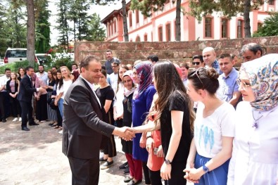 Bilecik Belediye Başkanı Semih Şahin Çalışanlarla Bayramlaştı