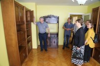 MOBİLYA - Çağrılara Duyarsız Kalmadı, Eşyalarını Bağışladı