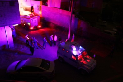 Diyarbakır'da Fırtına Başladı, Aynı Anda 20 Farklı Noktada Yangın Çıktı