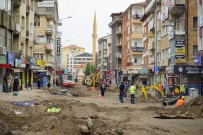 Lale Caddesi'nin İçme Suyu Altyapısı Yenileniyor