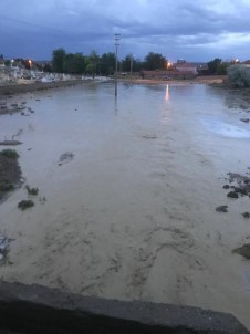 Nevşehir'de Köyleri Sel Vurdu
