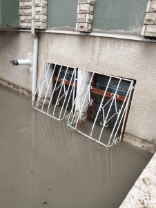 Selden Polislerin Kurtardığı Genç Kız İHA'ya Konuştu