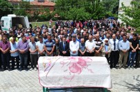 SAĞANAK YAĞMUR - Sele Kapılarak Yaşamını Yitiren Ayşe Arslan Toprağa Verildi