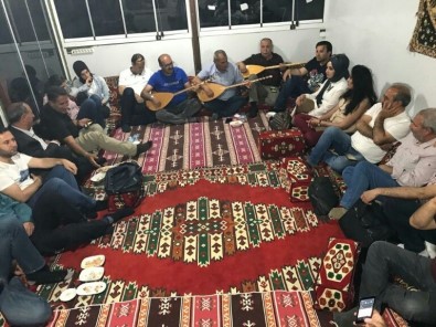 Vanset'ten Şiirli Gece
