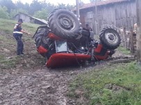 Daday'da Traktör Devrildi