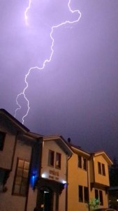 Eskişehir'de Şimşekli Gece