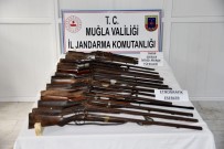 PIYADE - Tarihi Piyade Tüfekleri Yakalandı