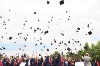 Anadolu Üniversitesi'nde Mezuniyet Heyecanı Başladı