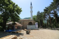 Asırlık Camiye Restorasyon Haberi