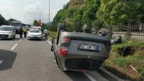 ORHAN ÖZTÜRK - Cenaze Dönüşü Otomobil Takla Attı Açıklaması 1 Yaralı