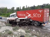 İSMAİL ARSLAN - Emet'te Trafik Kazası Açıklaması 1 Ölü 1 Yaralı