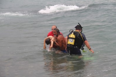 Giresun'da Serinlemek İçin Arkadaşı İle Denize Giren Çocuk Kurtarılamadı