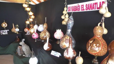 Beyşehir'de Kursiyerler El Emeklerini Sergiledi