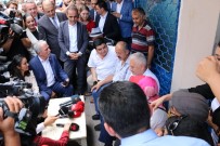 KıTLAMA - Binali Yıldırım Sancaktepe'de Vatandaşlarla Çay İçti