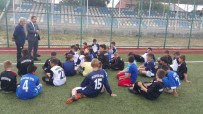 İSMAİL ÖZTÜRK - Kaymakam Güven'den Futbol Okuluna Ziyaret