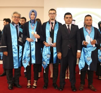 KAYÜ Tomarza Mustafa Akıncıoğlu MYO'dan 30 Öğrenci Mezun Oldu