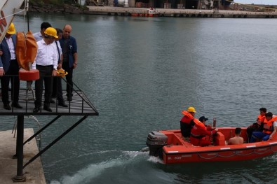 Rize'de Denizde Güvenlik Eğitimi Tatbikatı Yapıldı