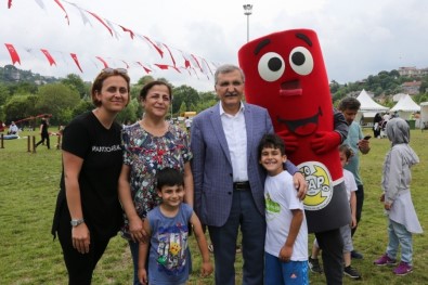 Tarihi Küçüksu Çayırı'nda Eğlence Dolu 'Çevre Festivali'