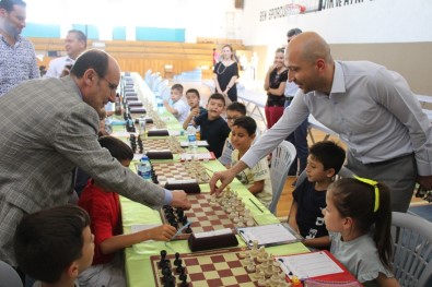 16 İlden 180 Sporcu Ulusal Satranç Turnuvasında Buluştu