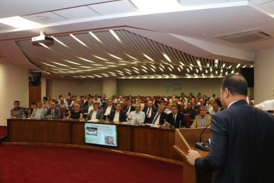 İzmir'in Sorunları Torbalı'da Masaya Yatırıldı