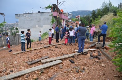 Kahramanmaraş'ta Su Deposu Taştı, Evleri Su Bastı