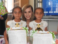 SOSYAL YARDıMLAŞMA VE DAYANıŞMA VAKFı - Kaymakam Uçar'dan Karne Dağıtımı