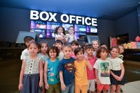 EĞİTİM YILI - Puanlar Öğrencilere Sinema Bileti Oldu