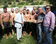 Turgay Erdem'den Pehlivanlara Baklavalı Ziyaret