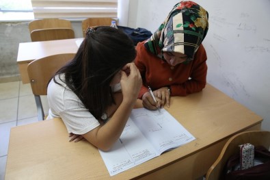 YKS Öğrencileri Sınava Haliliye Belediyesi İle Hazırlanıyor