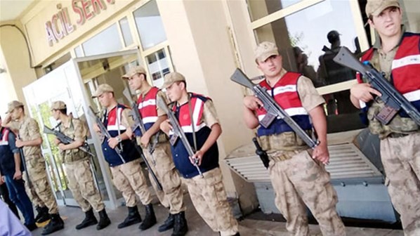 Aşiret üyeleri birbirini girdi: Çok sayıda ölü ve yaralı var