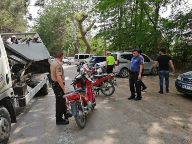 Bolvadin'de Motosiklet Huzur Operasyonu