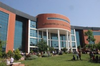 Kilis'te, YKS Girecek Bazı Öğrenciler 15 Dakika Kuralına Takıldı