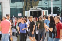 CELAL BAYAR ÜNIVERSITESI - Manisa'da YKS Heyecanı Başladı