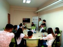 BEDEN DILI - Mersin İŞKUR İş Kulübü, Çocuk Evlerinde Kalan Gençleri İş Gücü Piyasasına Hazırlıyor