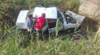 CENNET - Yayalara Çarpan Otomobil Şarampole Uçtu Açıklaması 6 Yaralı