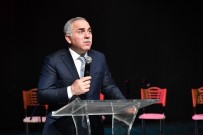 FATİH BELEDİYESİ - Bilgi Evleri Öğrencileri Yıl Sonunda Gösteri Sundu