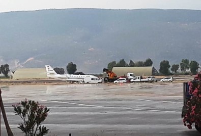 Bodrum'da Özel Uçak Pistten Çıktı