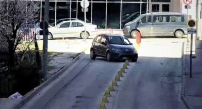 Eskişehir'deki Trafik Kazaları Kameralara Yansıdı