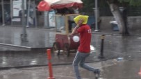Kırıkkale'de Sağanak Yağmur Hayatı Olumsuz Etkiledi