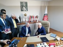 MILLIYETÇI HAREKET PARTISI - MHP Genel Başkanı Devlet Bahçeli, Karagümrük Spor Kulübü'nü Ziyaret Etti