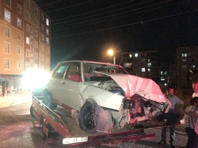 Tekirdağ'da Plakasız Araç Duvara Çarptı Açıklaması 1 Ağır Yaralı