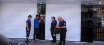 KUYUMCU DÜKKANI - Turistleri Dolandıran Kuyumcu Dükkanı Mühürlendi